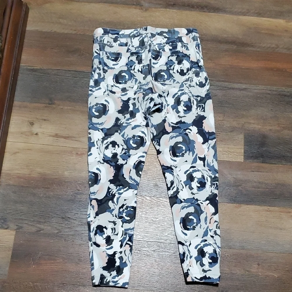 SPANX Blue and Cream Jeggings with Comfort Fit - Picture 9 of 9